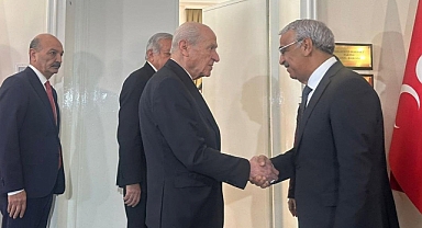 Kürtçü DEM'in İmralı Ulakları, AKP Ortağı Devlet Bahçeli'yi Ziyaret Etti