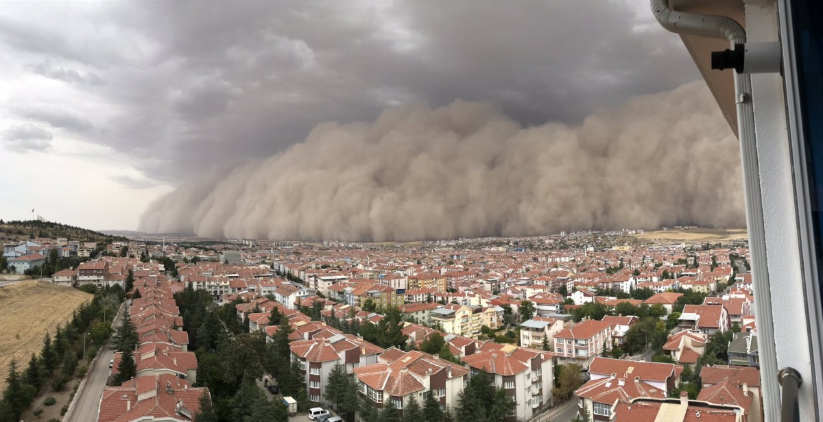 Ankara'da Korkutan Kum Fırtınası