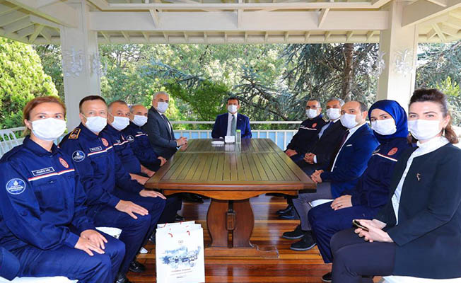 İBB Başkanı İmamoğlu: Kadın İtfaiyeci Olmaz Diye Bir Şey Yok