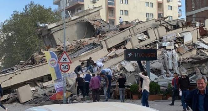 İzmir'de Acilen Yıkılması Gereken 124 Ağır Hasarlı Bina Var