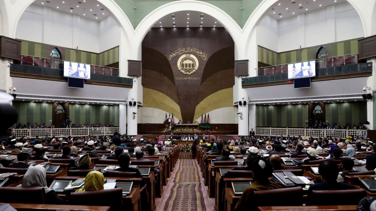 Afganistan'da Yeni Kabinede 4 Türk Bakan Görev Yapacak