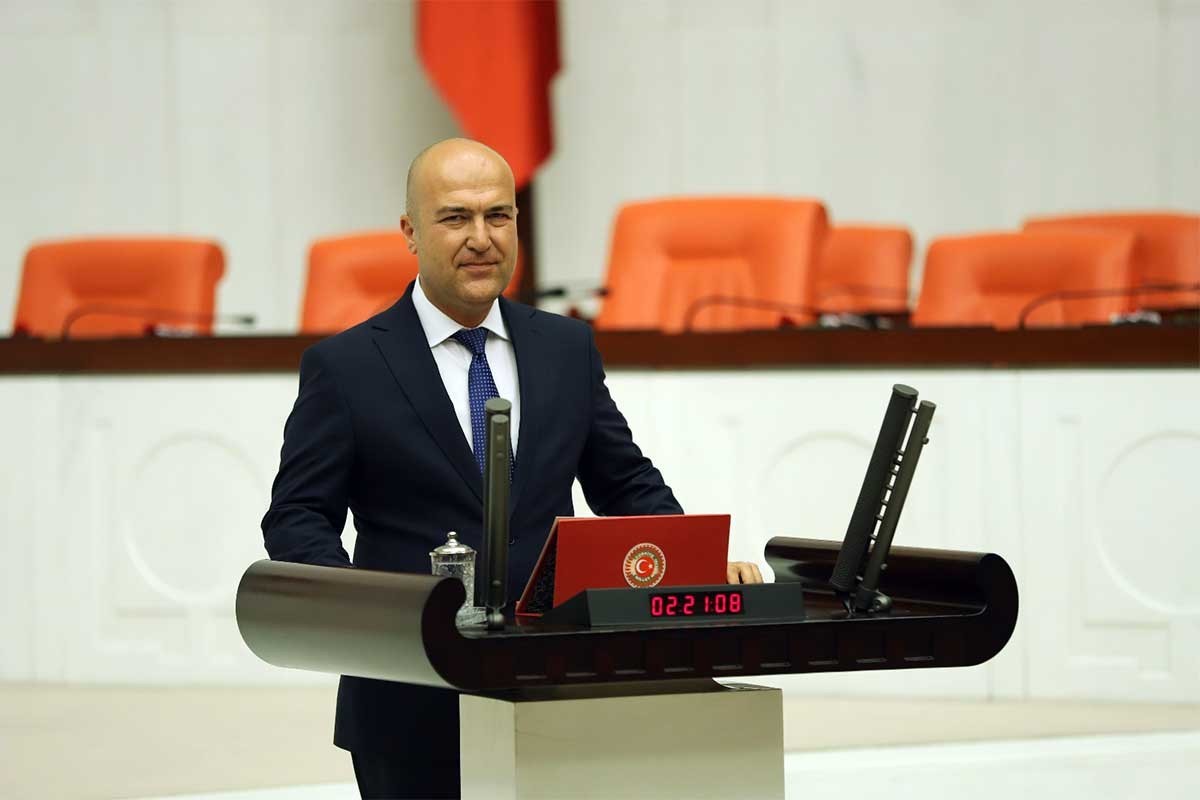 Su Bizden Yönetim Katar’dan