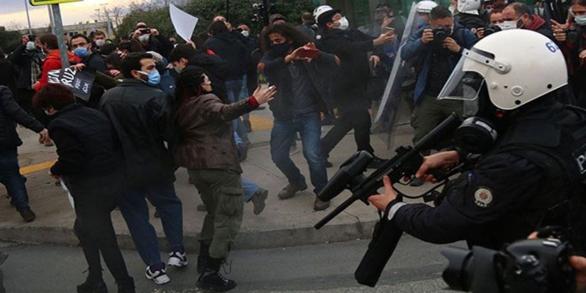 Boğaziçi Protestolarına Katılan 5 Kişiye Tutuklama Talebi