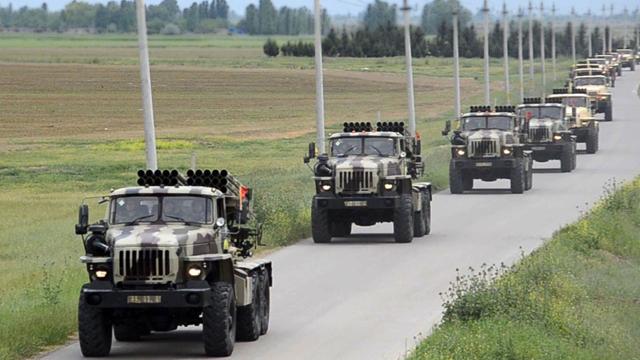 Azerbaycan Ordusu Tatbikata Başladı
