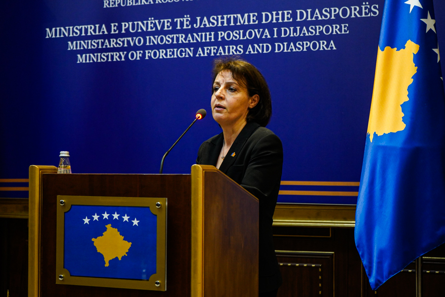 Kosova'da Reform: 12 Büyükelçi Görevden Alındı