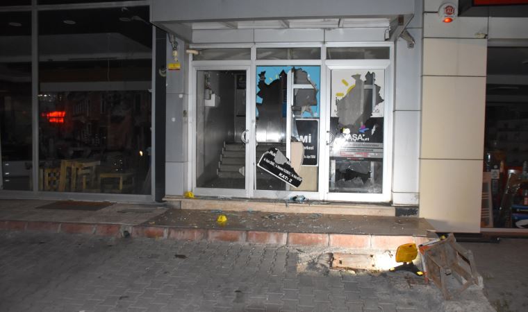 Malatya'da İYİ Parti İl Başkanlığı Binasına Saldırı
