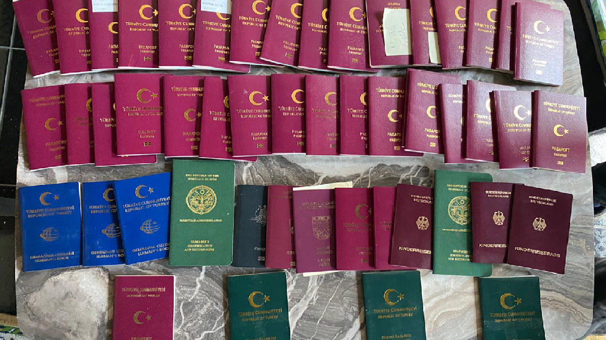 İstanbul'da Göçmen Kaçakçılığı Operasyonu: 32 Gözaltı