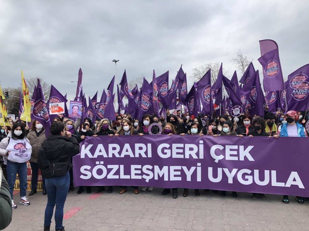 TBMM'deki Kadın Komisyonu'nda AKP ve MHP Baş Başa Kaldı