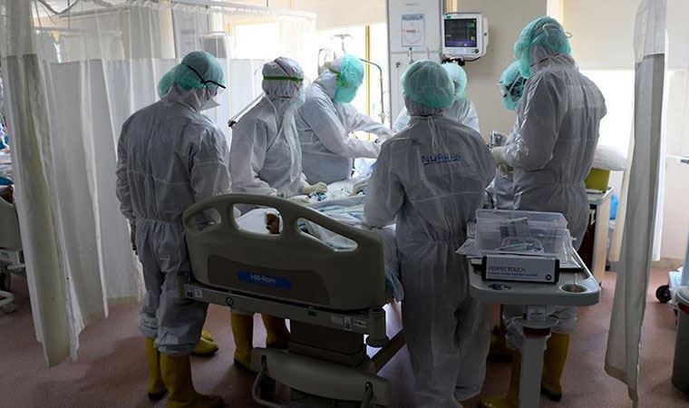 Çin Virüsü Nedeniyle 216 Vatandaş Hayatını Kaybetti