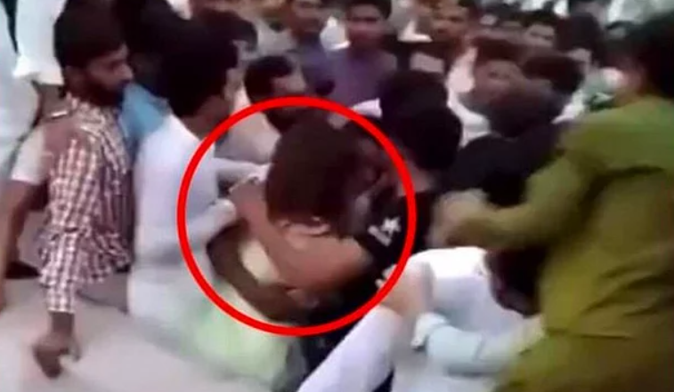 TikTok Videosu Çeken Kadına Toplu Cinsel Saldırı