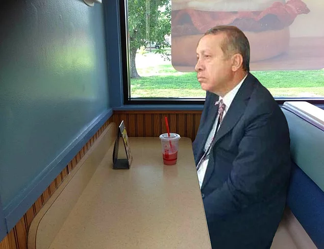 MetroPOLL Anketi: AKP yüzde 25,4