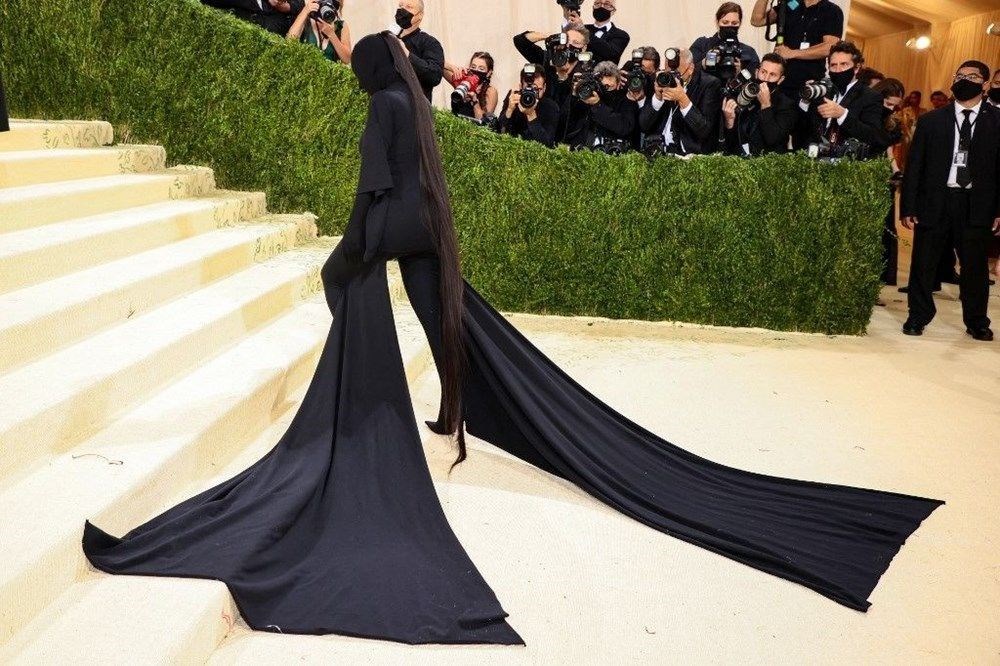 Kim Kardashian, Met Gala'daki Saçına 10 Bin Dolar Ödedi