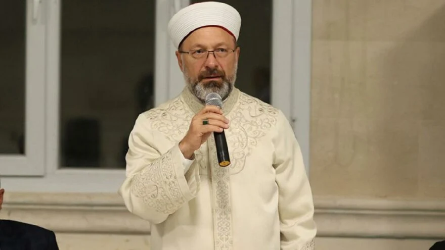 Erbaş: Sosyal Medya İle Gençlerimize Dinsizlik Aşılanıyor