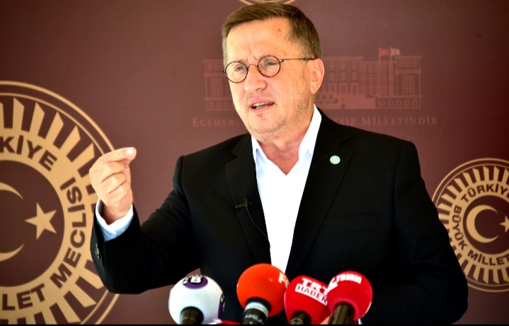 İYİ Parti Grup Başkanvekili Türkkan'dan Basın Açıklaması: Dünyada Yasaklarla Başarılı Olmuş Bir İktidar Yok