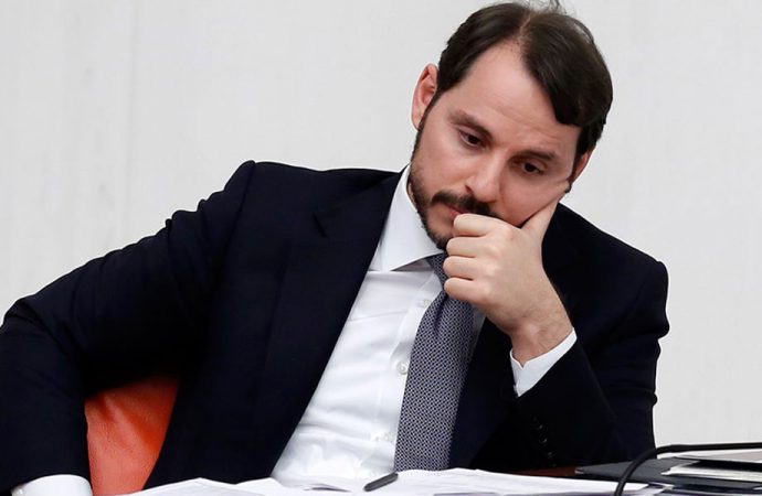 Berat Albayrak'tan Döviz Sorununa Pratik Çözüm: Dolarla mı Maaş Alıyorsunuz?