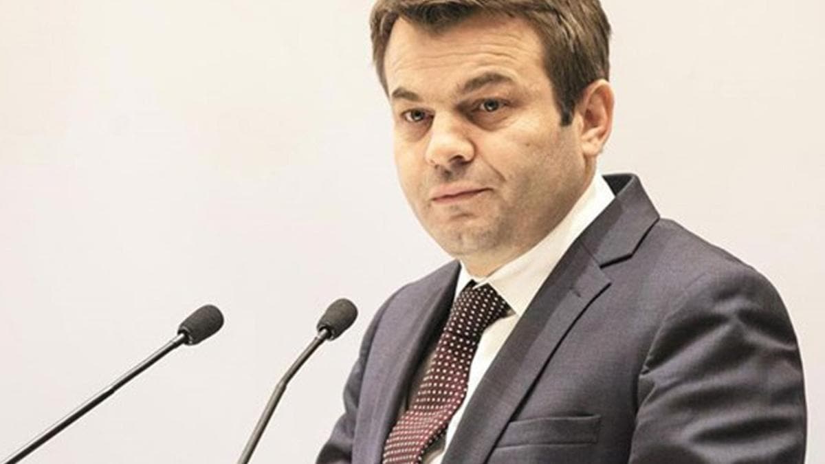 İşte Başkanlık Sistemi... Görevden Alınan İsmi Bir Daha Görevden Aldılar