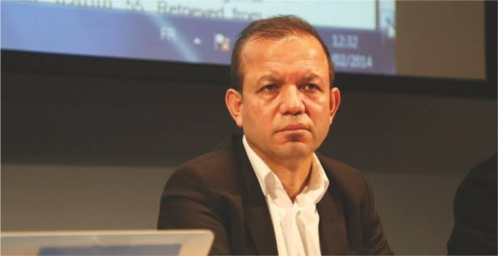 Çin Türkiye Vatandaşı Akademisyen Erkin Emet İçin Yakalama Kararı Çıkardı