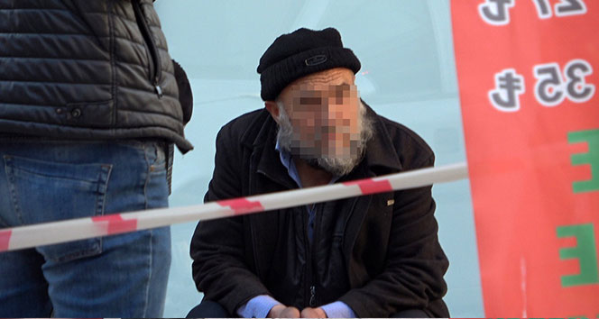 Afla Serbest Kalan Adam Oğlunu Çekiçle Öldürdü