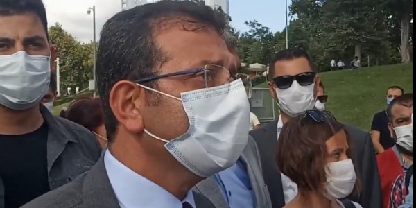 Başakşehir Aktivite Merkezi'ndeki Kadınlar İmamoğlu'nu Görünce Kaçtı