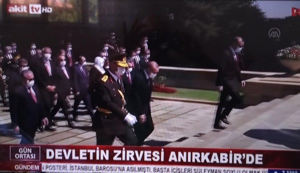 Artık Alenen Hakaret Ediyorlar: Akit TV'den Atatürk'e Büyük Saygısızlık