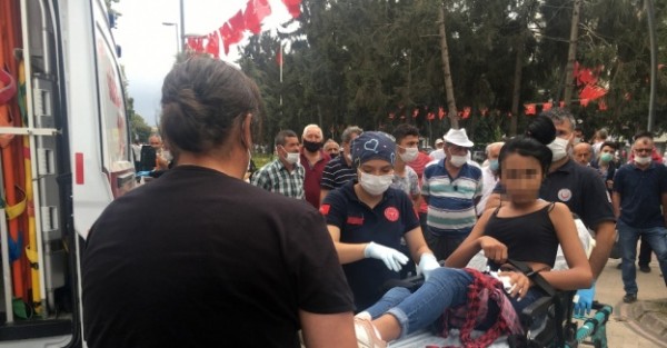 Şiddet Artık Her Yaşta: 13 Yaşındaki Kızı Eski Sevgilisi Bıçakladı