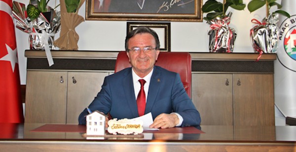 CHP'li Belediye Başkanı ve Eşi Çin Virüsüne Yakalandı