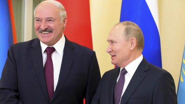 Lukaşenko: Belarus Düşerse Rusya da Düşer