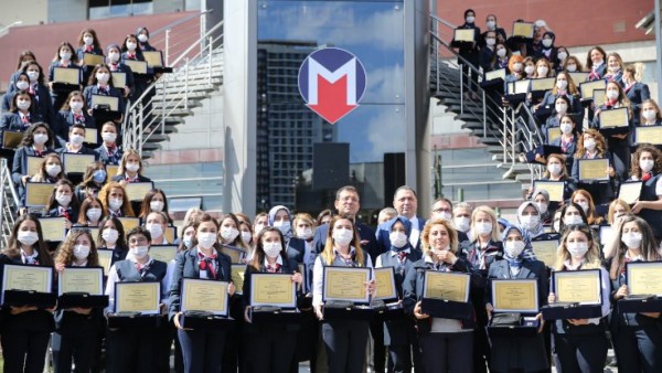 İstanbul Metro'da Kadın Makinist Sayısı 11'di 99 Oldu