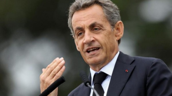 Eski Cumhurbaşkanı Sarkozy 'Zenci' Yerine 'Maymun' Dedi