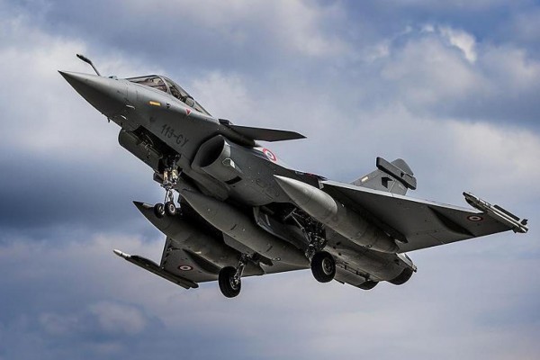 Yunanistan Fransa'dan 18 Adet Rafale Savaş Uçağı Alacak
