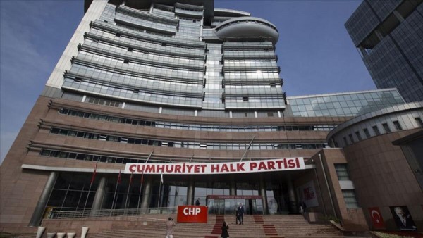 Kılıçdaroğlu CHP MYK'yı Olağanüstü Toplantıya Çağırdı