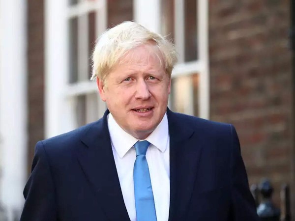 Boris Johnson: Salgında 2. Dalgayı Yaşıyoruz