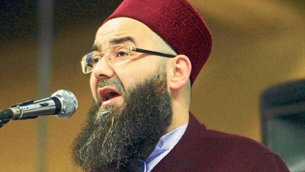 Cübbeli Ahmet: Silahlanan 150 Derneğin İsmini Vermeye Hazırım