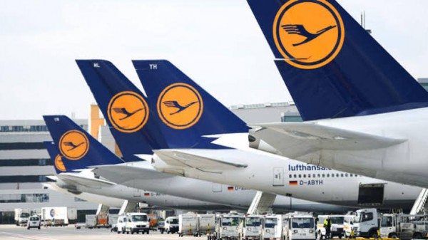 Alman Havayolu Devi Lufthansa Binlerce Çalışanın İşine Son Verecek