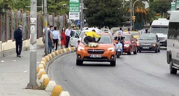 Gelin Arabasının Önünü Kesen Gençlere Ceza