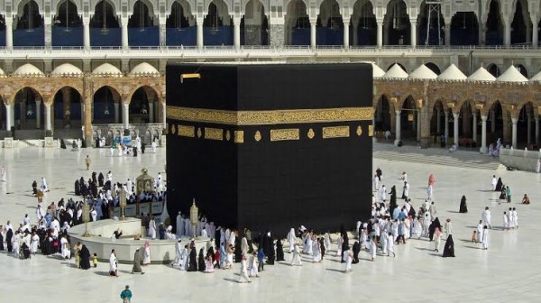 Suudi Arabistan 1 Kasım'da Umre Ziyaretlerini Tekrar Başlatacak