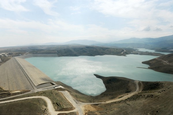 İşgalci Ermenistan Azerbaycan'ın Mingeçevir Şehrine Saldırıyor