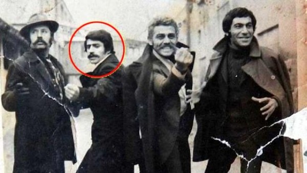 Sinema Oyuncusu Mehmet Yağmur Çin Virüsü Yüzünden Hayatını Kaybetti