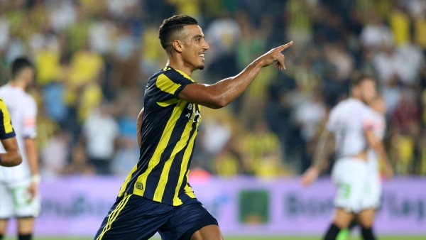 Fenerbahçe'de Nabil Dirar'ın Çin Virüsü Testi Pozitif Çıktı