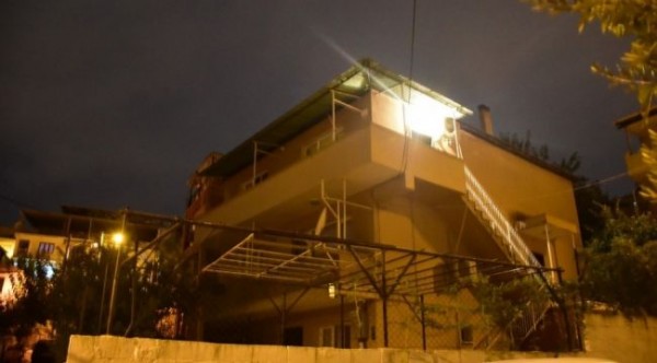 Kendisiyle Konuşmak İstemeyen 6 Yıllık Karısını Öldürdü