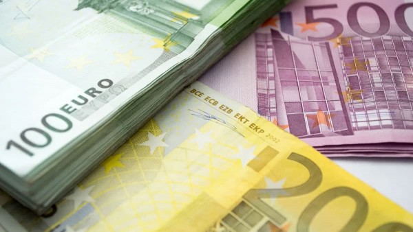 Brexit Nedeniyle Fransa'ya 150 Milyar Euro Para Akışı Gerçekleşecek