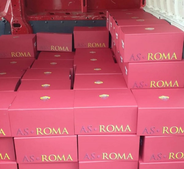 Roma Kulübü İşgalci Ermenistan'a Erzak Yardımı Gönderdi