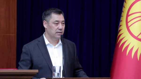 Kırgızistan'da Cumhurbaşkanlığı Yetkileri Caparov'a Geçti 