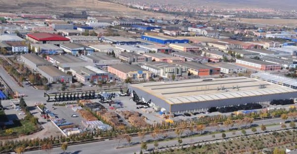 Ankara Sanayi Sitesinde Yangın Çıktı: 2 İşyeri Hasar Gördü