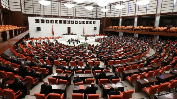 HDP'li 11 Vekilin Dokunulmazlık Dosyası Meclis'te