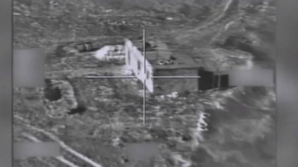 Azerbaycan Ermenistan'a Ait 3 Tank ve 4 Karakolu İmha Etti