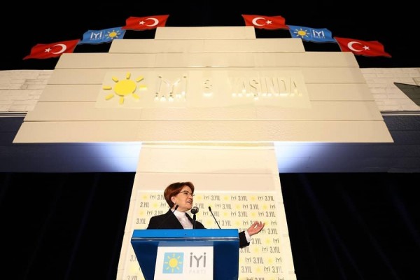 Erdoğan İYİ Parti'nin Kuruluş Yıl Dönümünü Kutladı