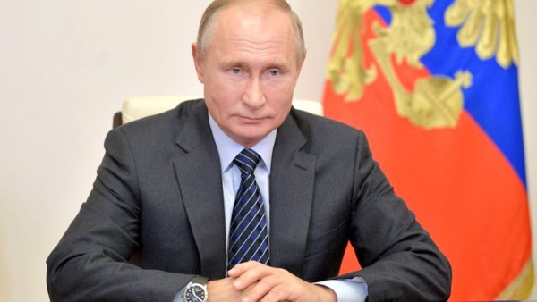 Putin: Dağlık Karabağ Müzakerelerinde Türkiye de Olmalı