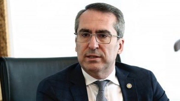 Eski İYİ Partili Hasan Seymen Gelecek Partisi'ne Katıldı