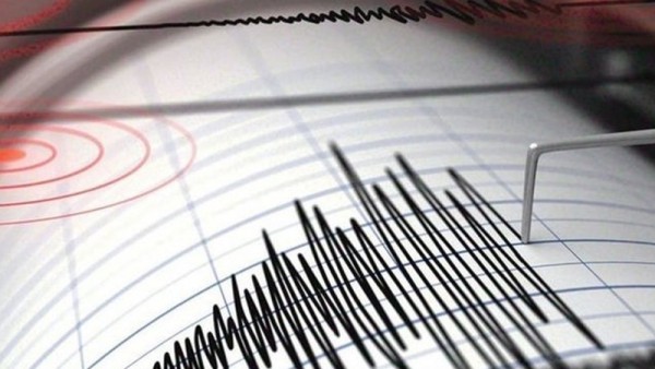 Kuşadası'nda 4.7 Büyüklüğünde Deprem Meydan Geldi